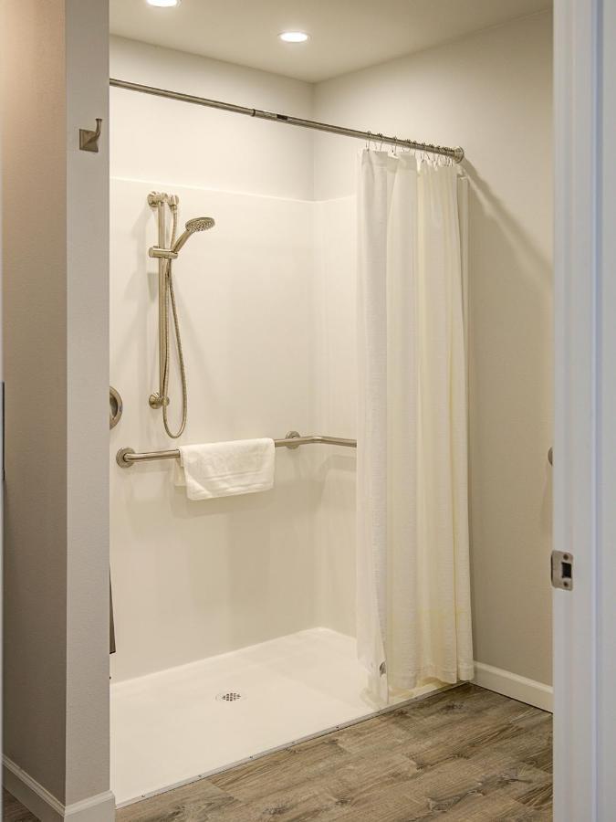 Ocean Shores Resort (Adults Only) 오션 쇼어스 외부 사진