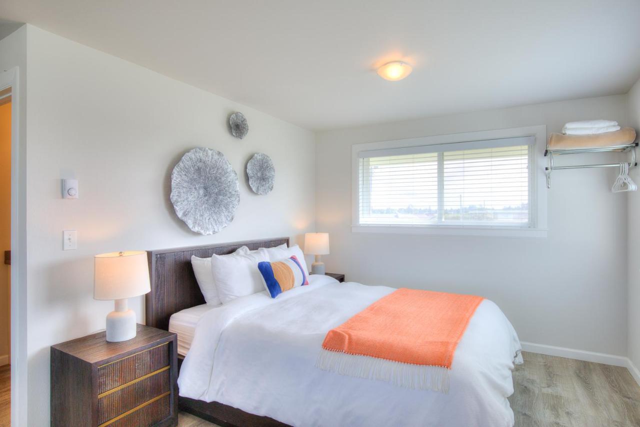 Ocean Shores Resort (Adults Only) 오션 쇼어스 외부 사진
